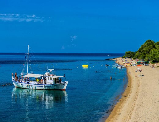 Lagomandra beach