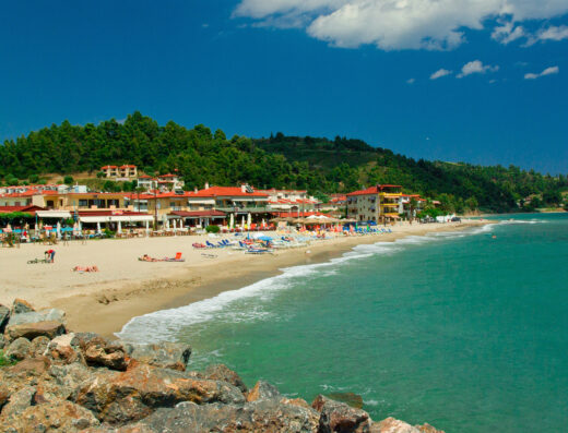 Nea Skioni beach