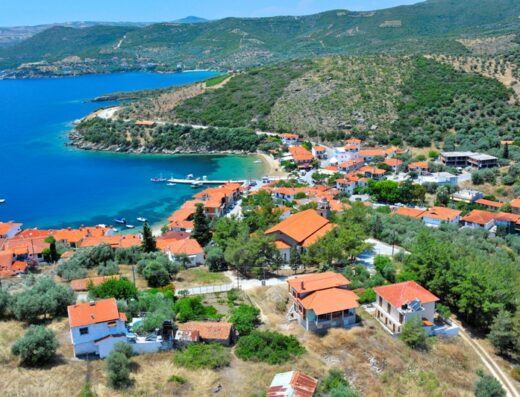 Pyrgadikia beach
