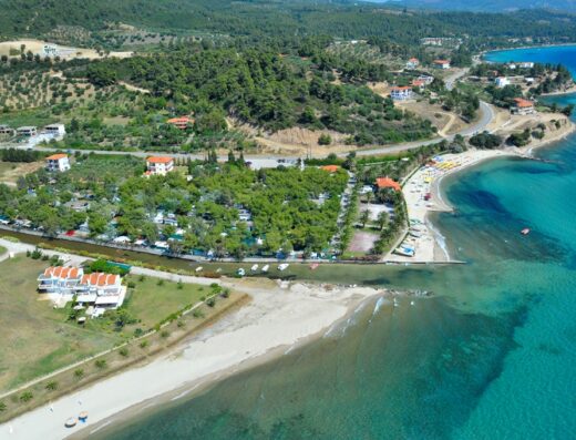 Tripotamos beach