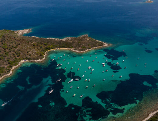Diaporos island