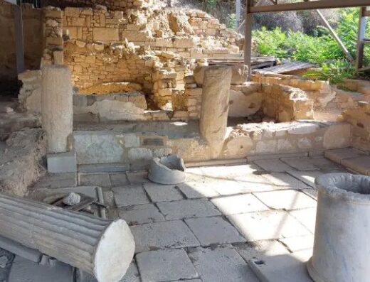Ancient Akrathos cemetery