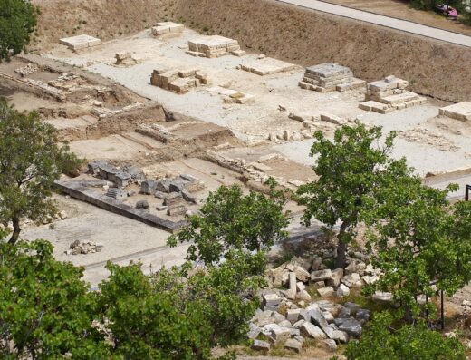 The Sanctuary of Zeus Ammon and Dionysus